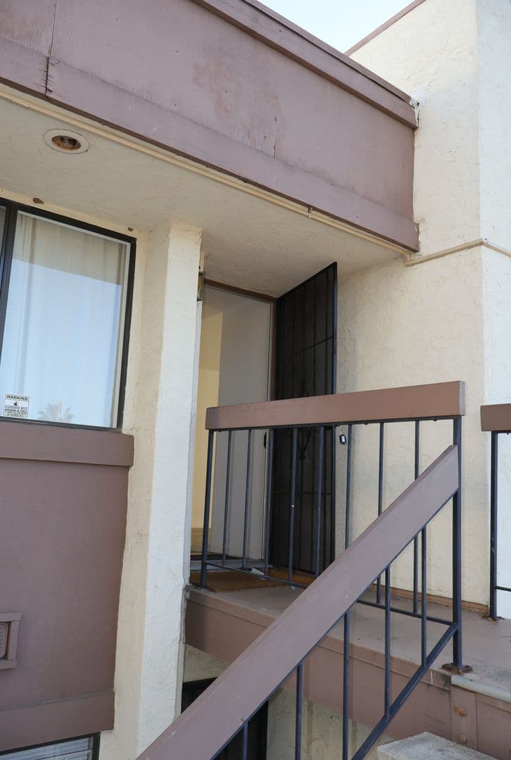 National City Condo: 1910 E 24th St #18