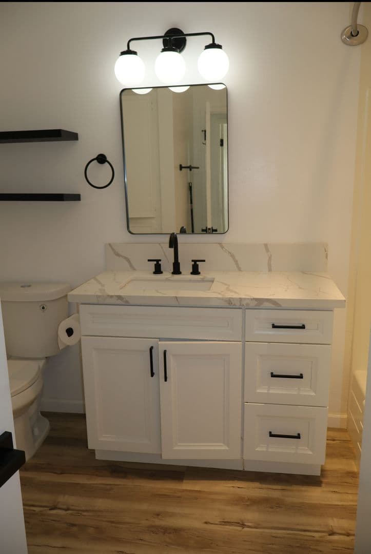 National City Condo: 1910 E 24th St #18