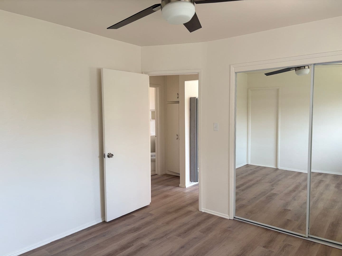 Chula Vista Condo: 519 Center St #B