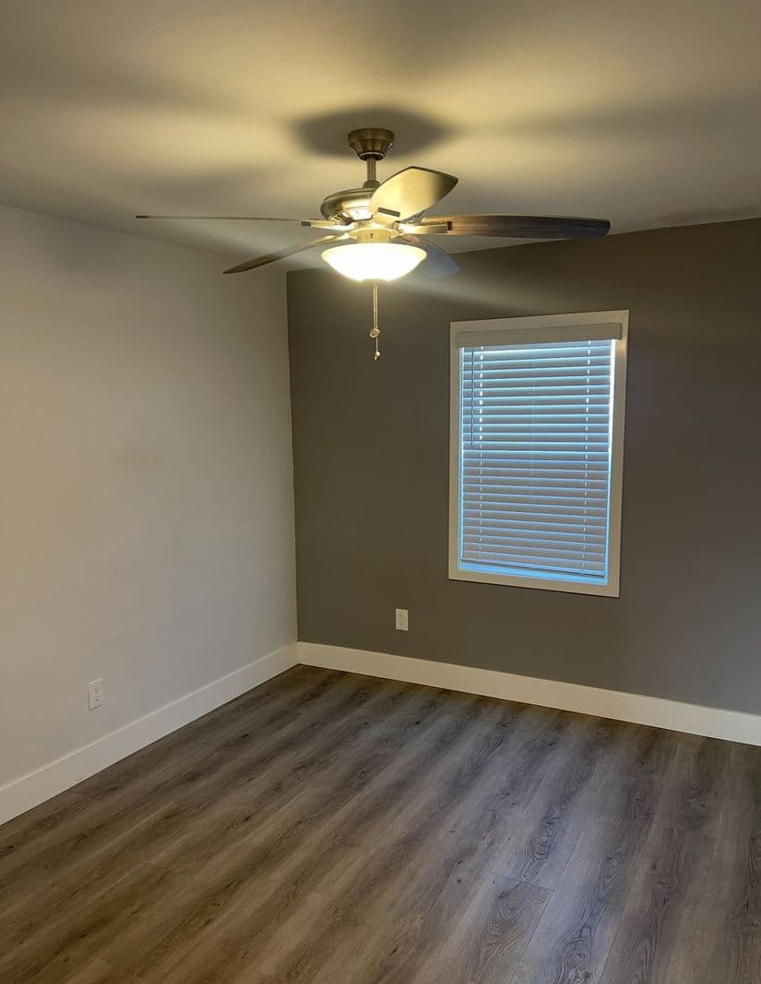 Imperial Beach House: 621 Florence St #A