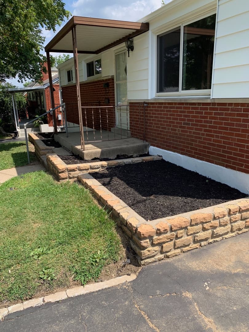Cincinnati House: 2180 Townhill Drive