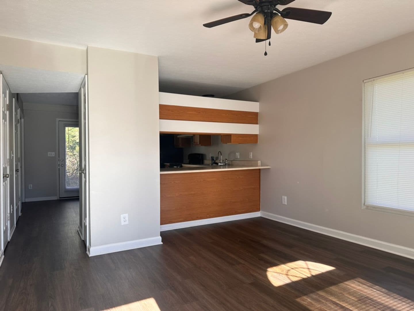 Bloomington Apartment: 1622 S. Curry Pike