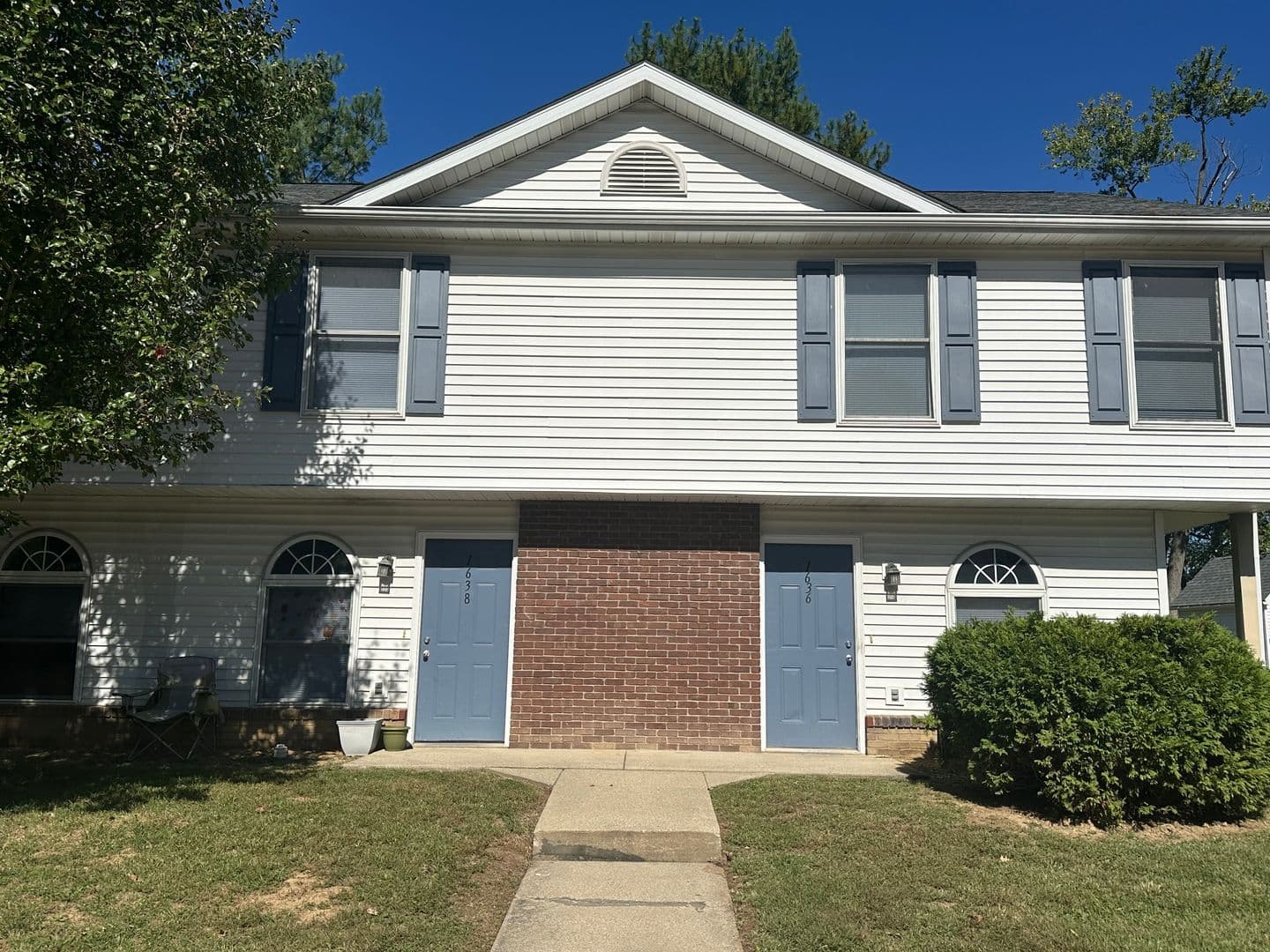 Bloomington Apartment: 1622 S. Curry Pike