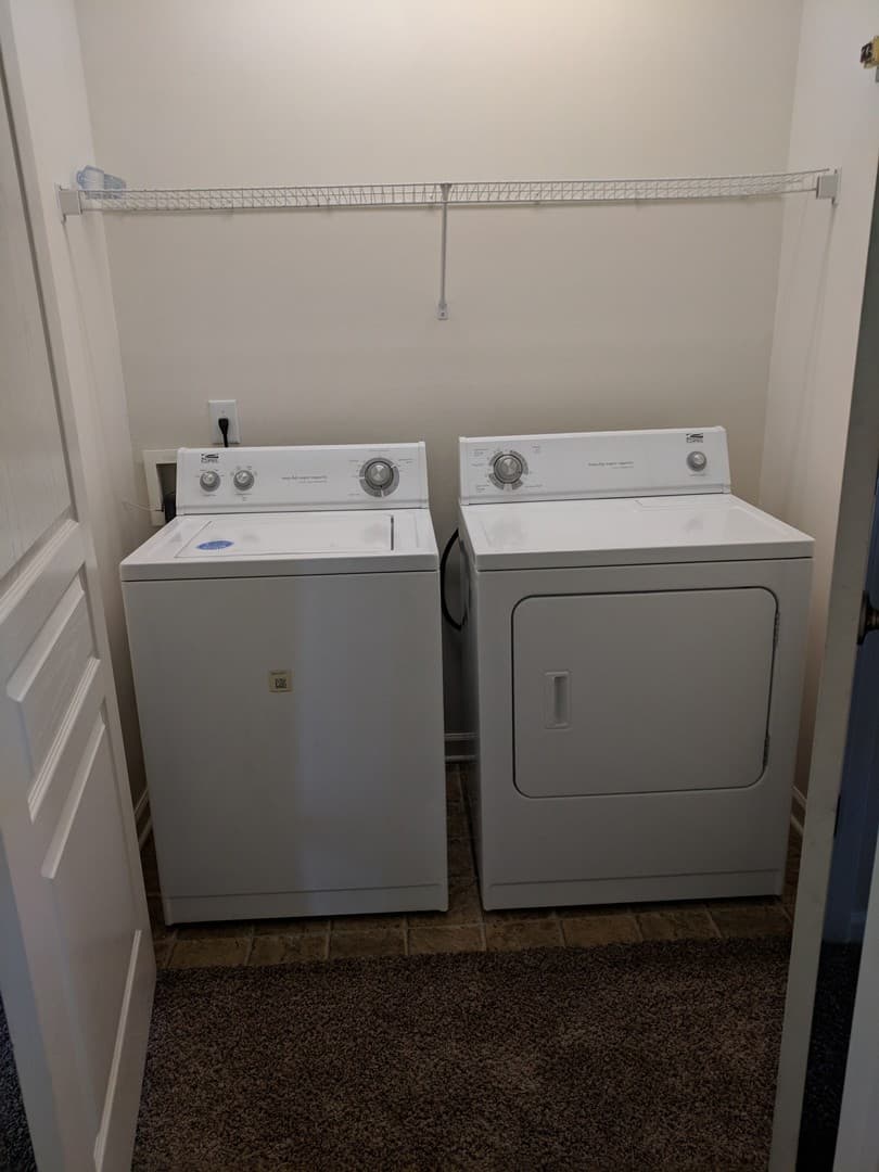 Trafalgar Apartment: 703 W Trafalgar Pointe Way