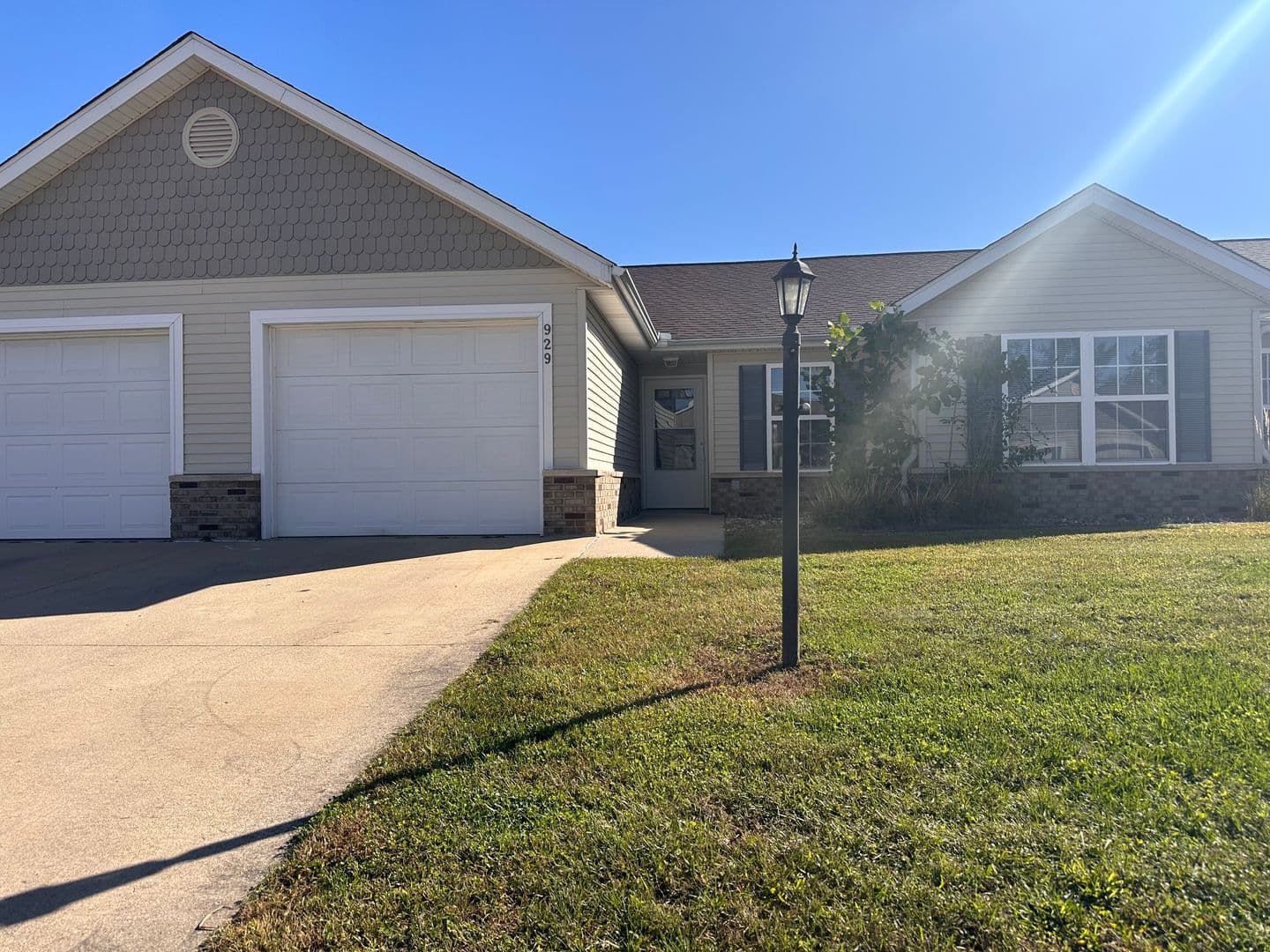 Terre Haute Apartment: Springdale Lane