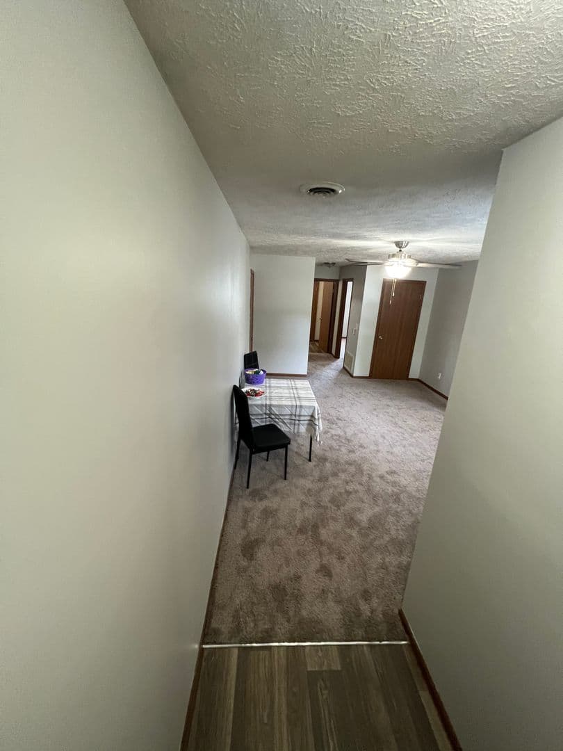 Terre Haute Apartment: 801 E. Springhill Dr