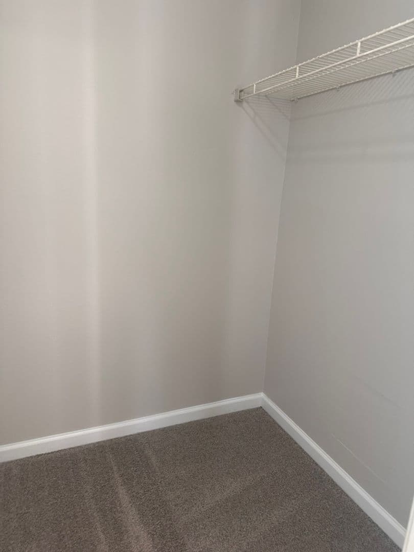 Bloomington Apartment: 1622 S. Curry Pike
