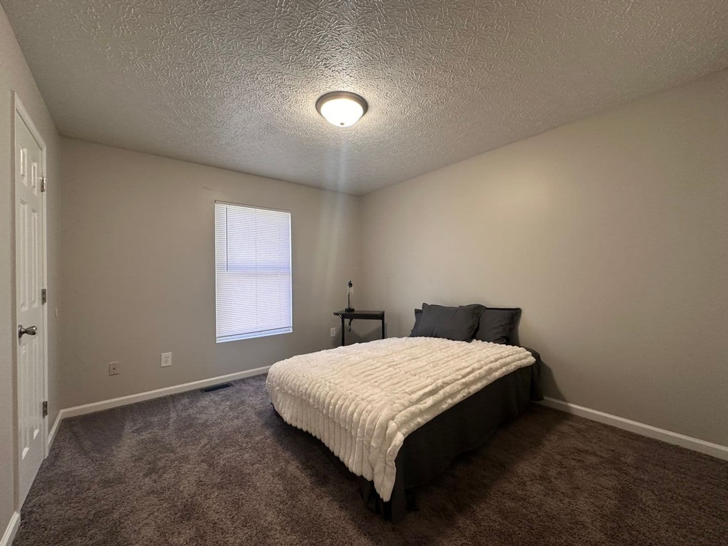 Bloomington Apartment: 1622 S. Curry Pike