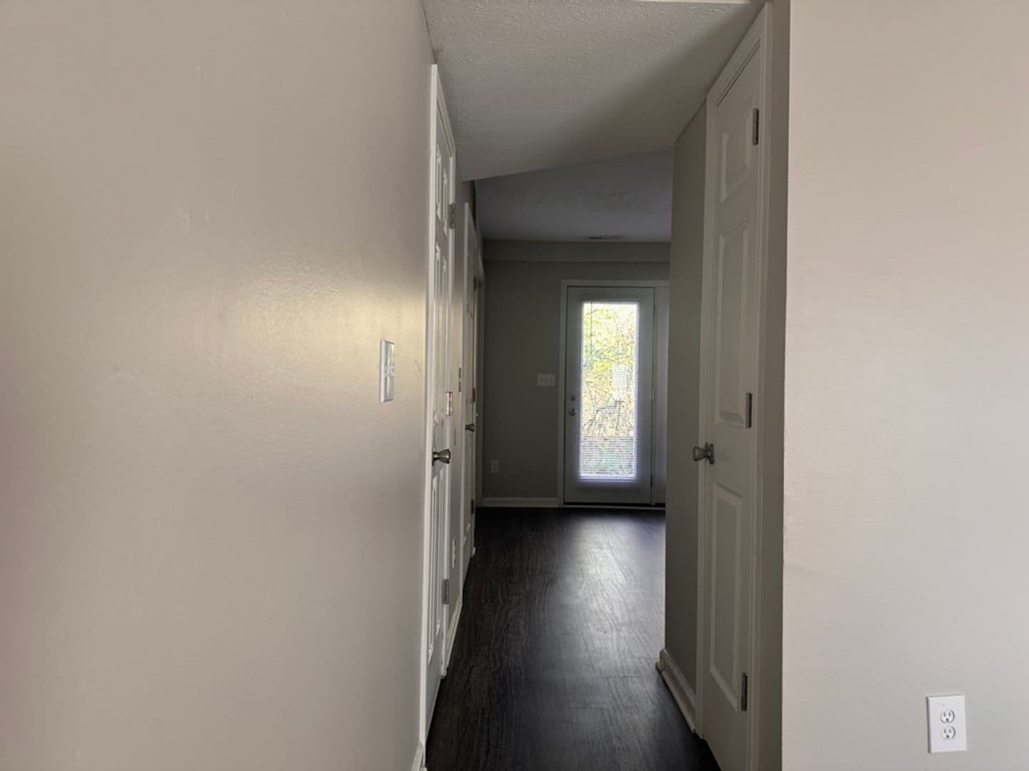 Bloomington Apartment: 1622 S. Curry Pike