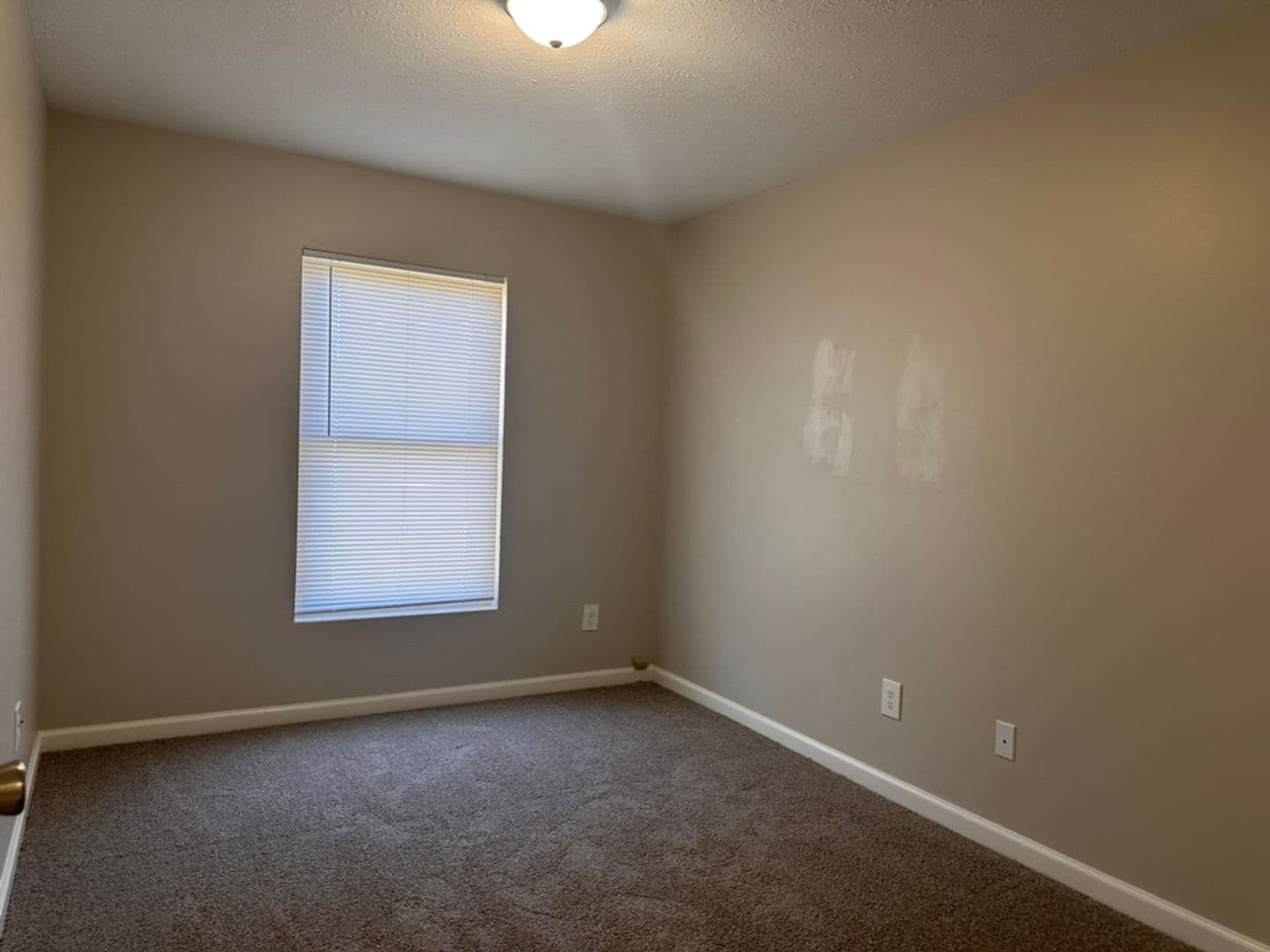 Bloomington Apartment: 1622 S. Curry Pike