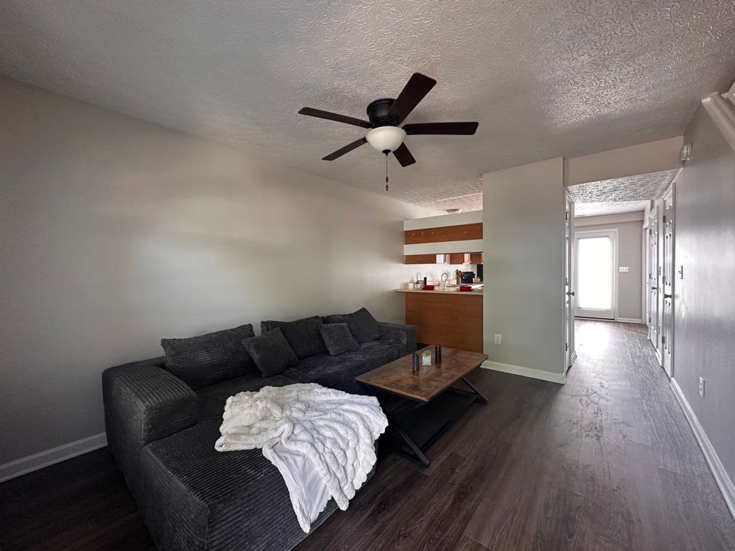 Bloomington Apartment: 1622 S. Curry Pike