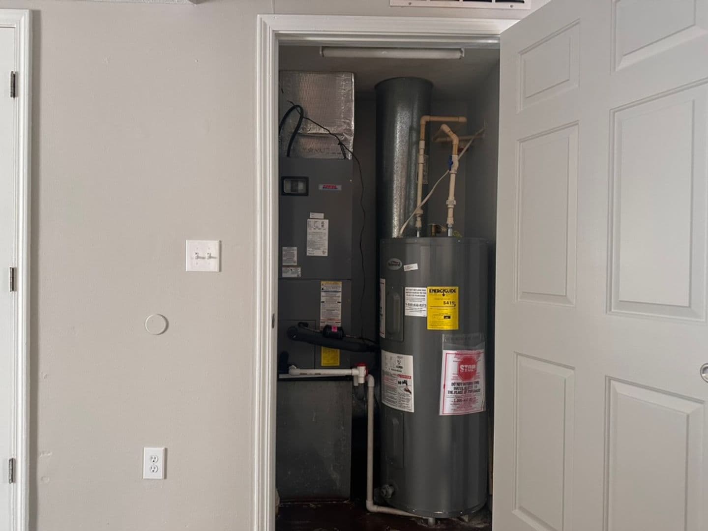 Bloomington Apartment: 1622 S. Curry Pike