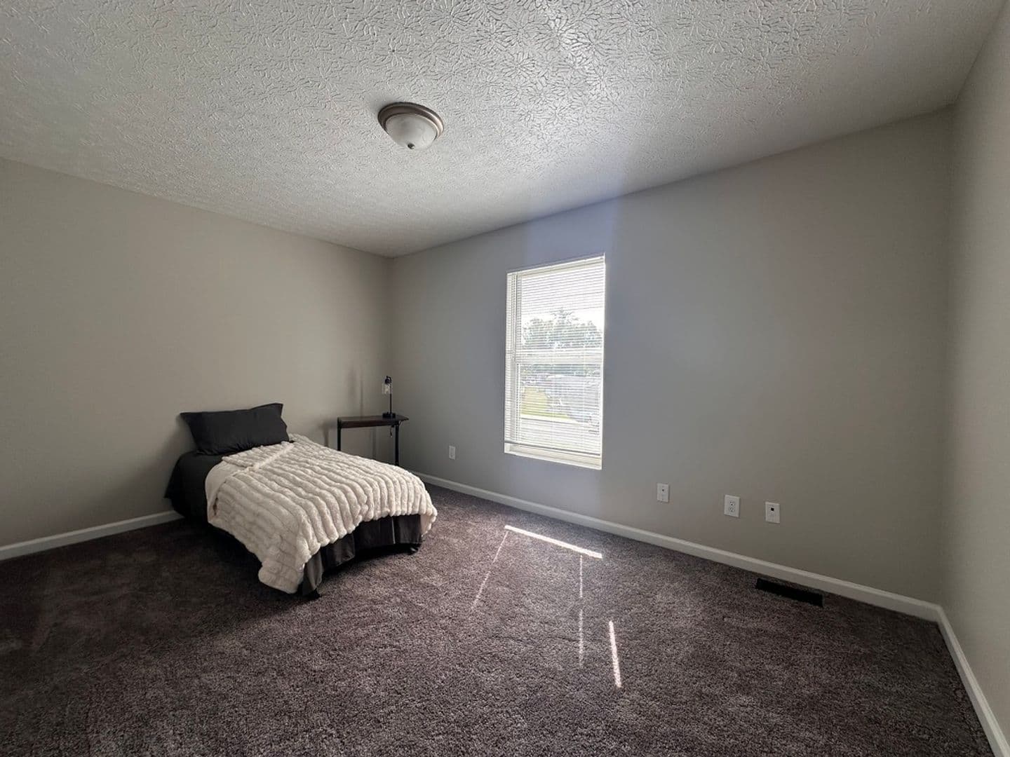Bloomington Apartment: 1622 S. Curry Pike