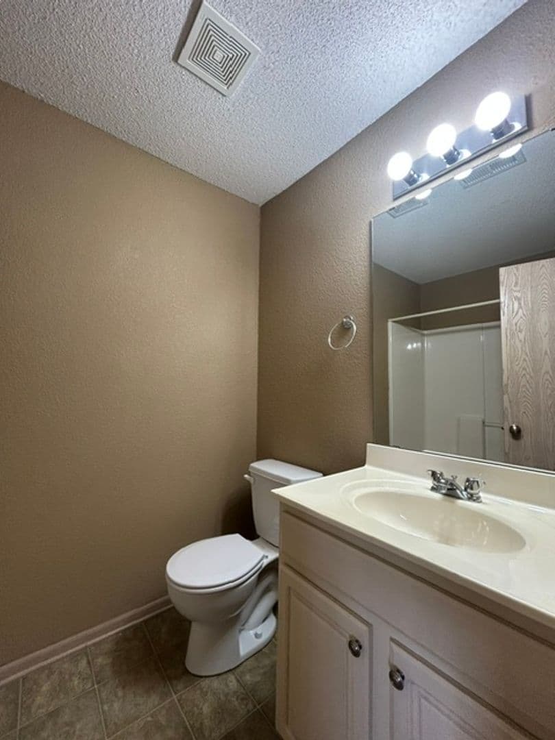 Platte City Townhome: 15437 NW 123th St