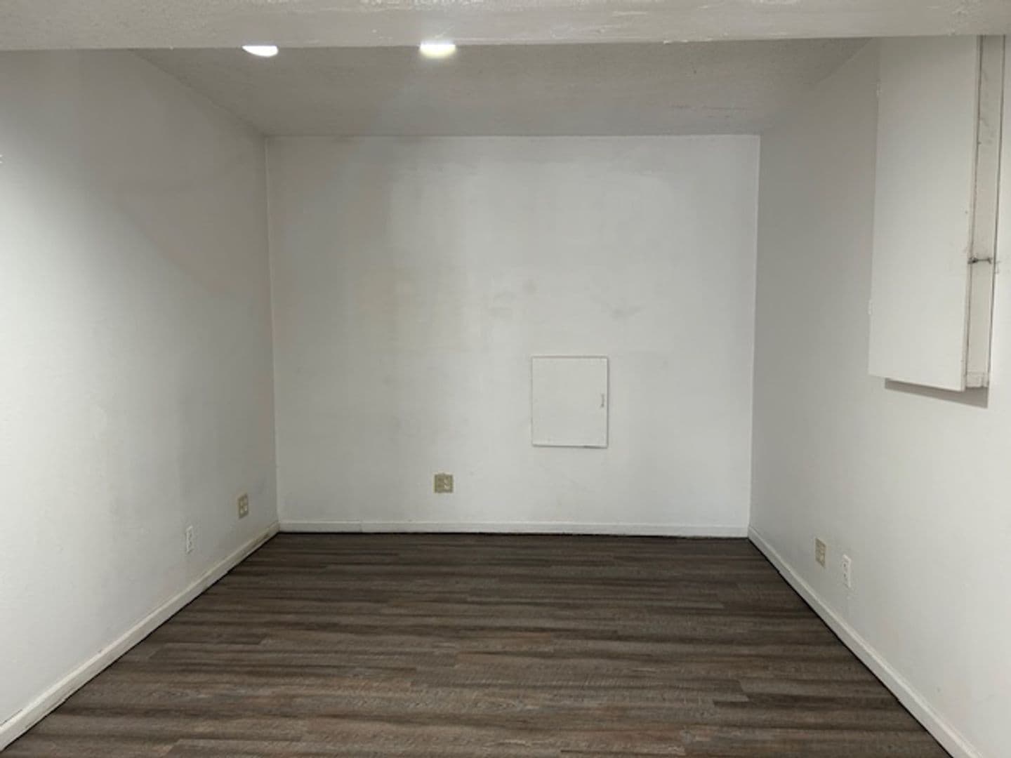 Raytown Townhome: 8307 Woodson Drive
