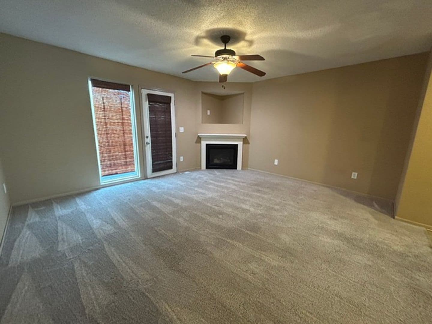 Platte City Townhome: 15437 NW 123th St
