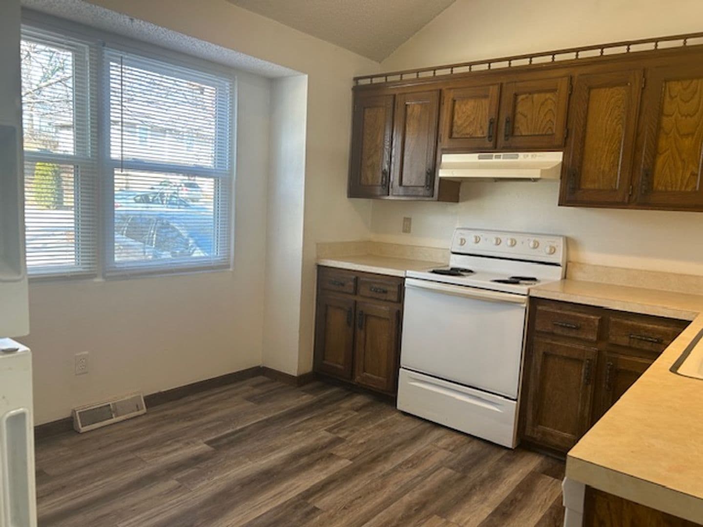 Raytown Townhome: 8307 Woodson Drive