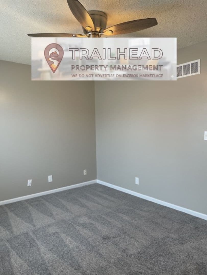Ferrelview Townhome: 219 N Garrison Ave