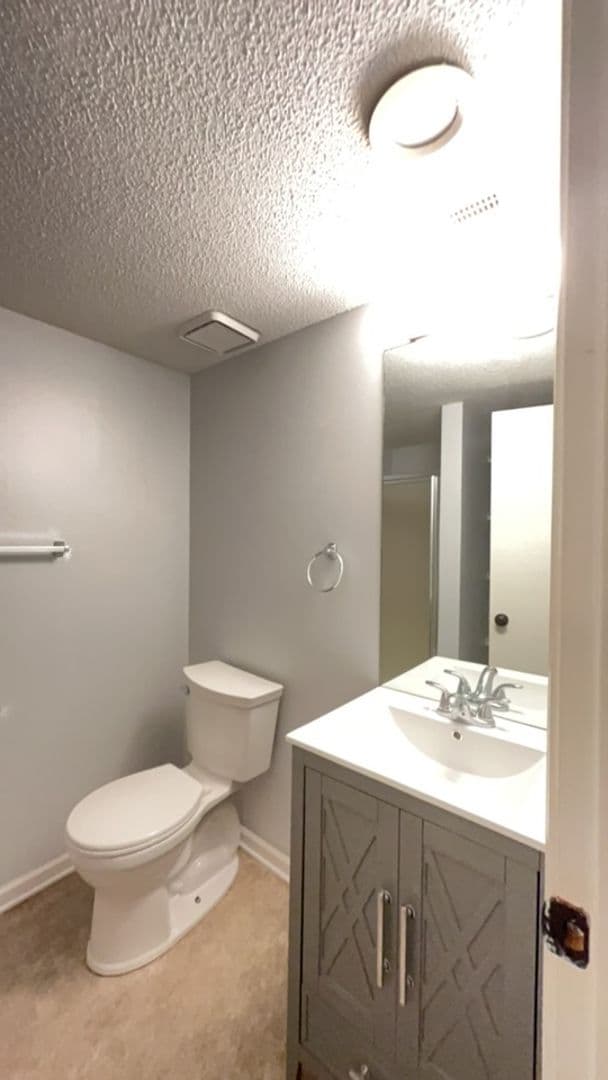 Kansas City Townhome: 8716 N Chatham Ave