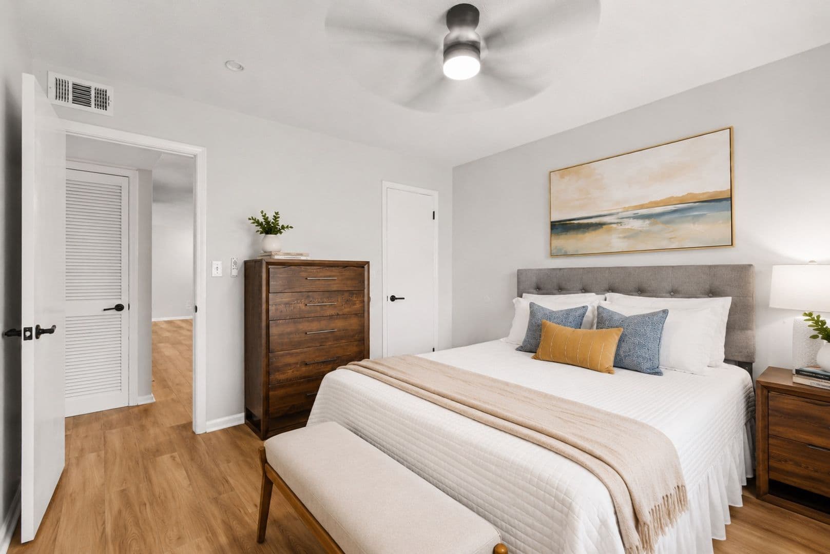 Overland Park Apartment: 8441 Robinson Street