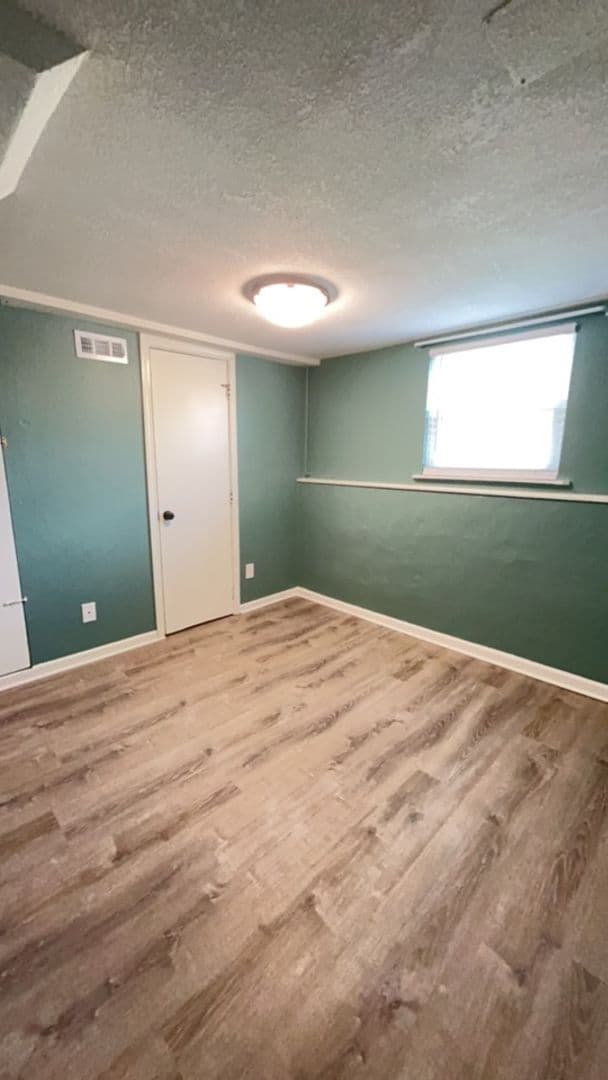 Kansas City Townhome: 8716 N Chatham Ave