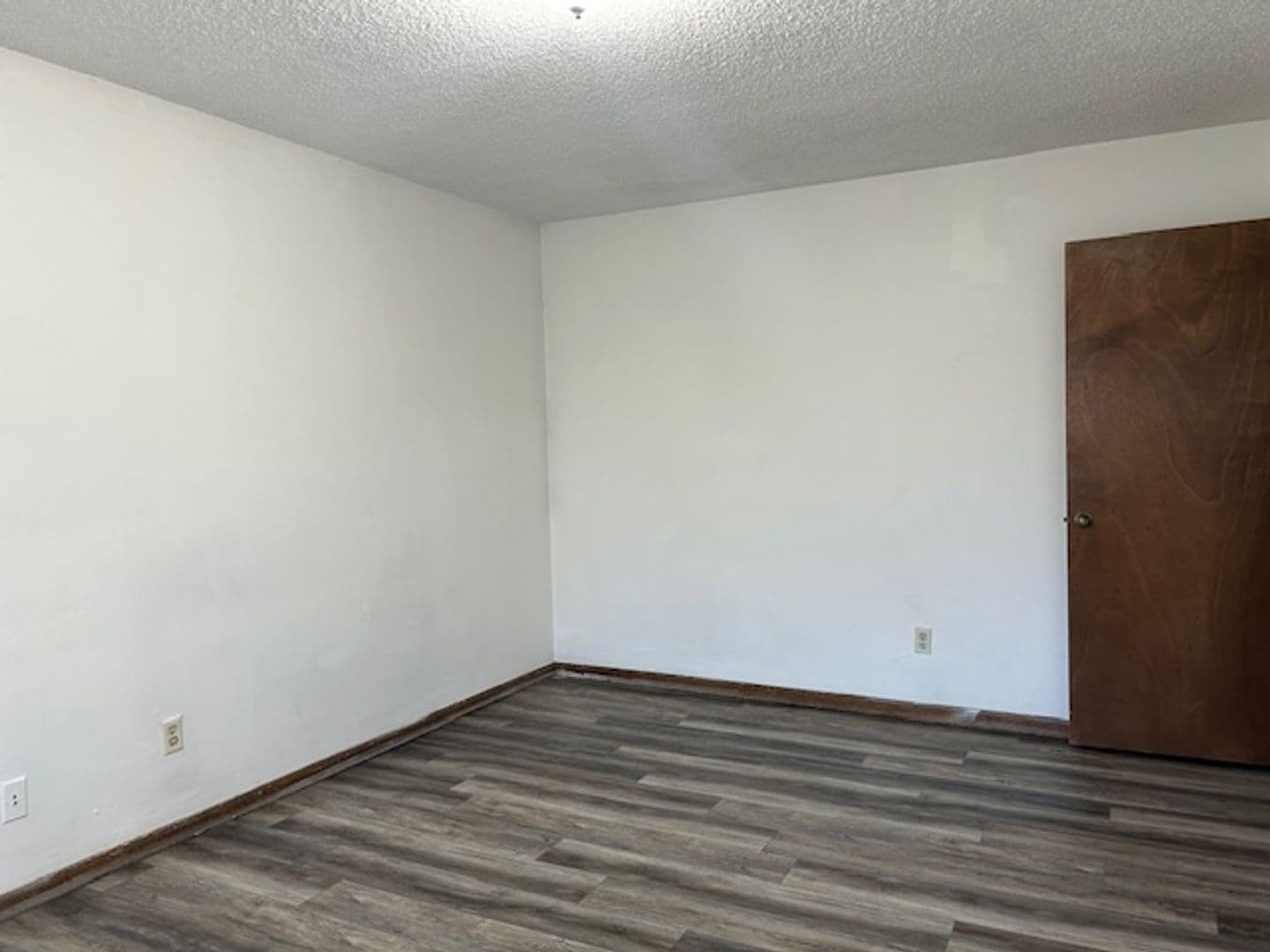 Raytown Townhome: 8307 Woodson Drive