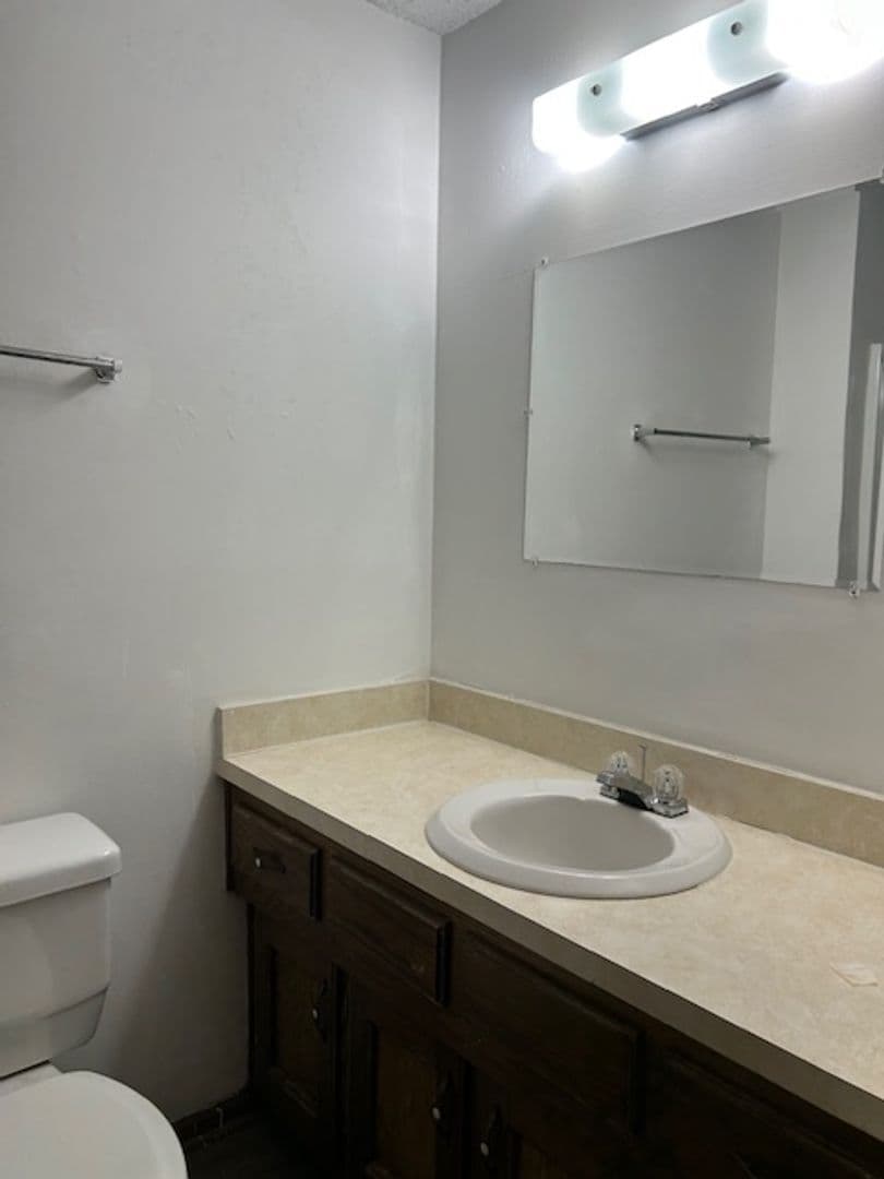 Raytown Townhome: 8307 Woodson Drive