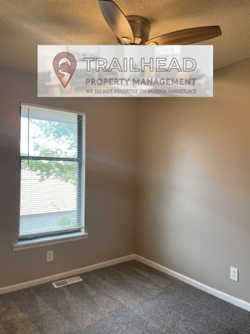 Ferrelview Townhome: 219 N Garrison Ave