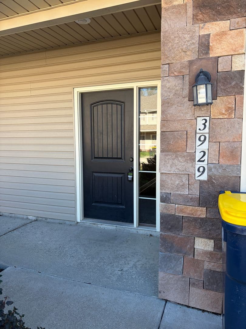 Kansas City House: 3929 NW 94th St