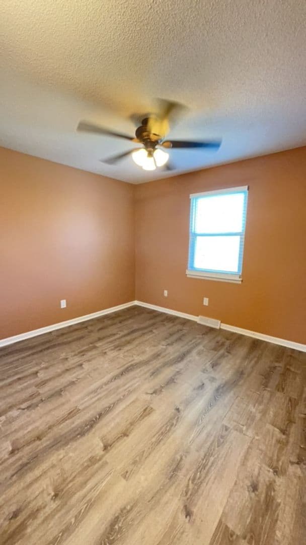 Kansas City Townhome: 8716 N Chatham Ave