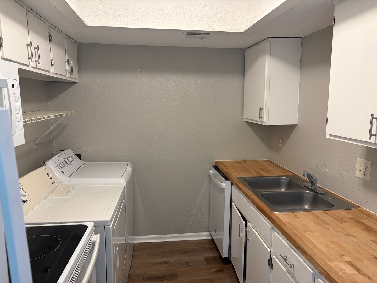 Kansas City Apartment: 8702 NW 82nd Ter