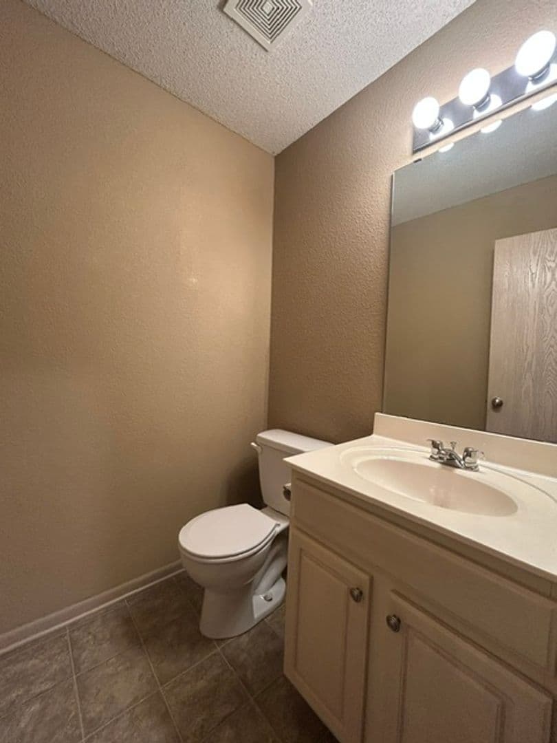 Platte City Townhome: 15437 NW 123th St