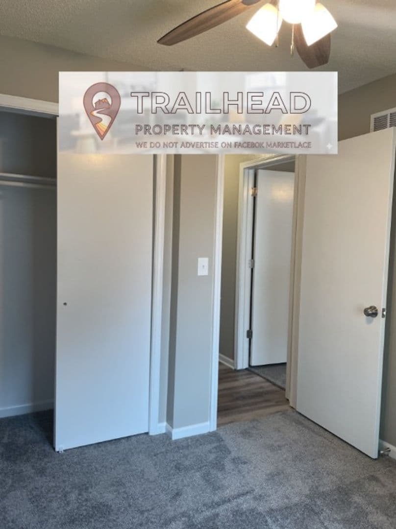 Ferrelview Townhome: 219 N Garrison Ave