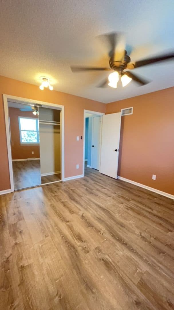 Kansas City Townhome: 8716 N Chatham Ave