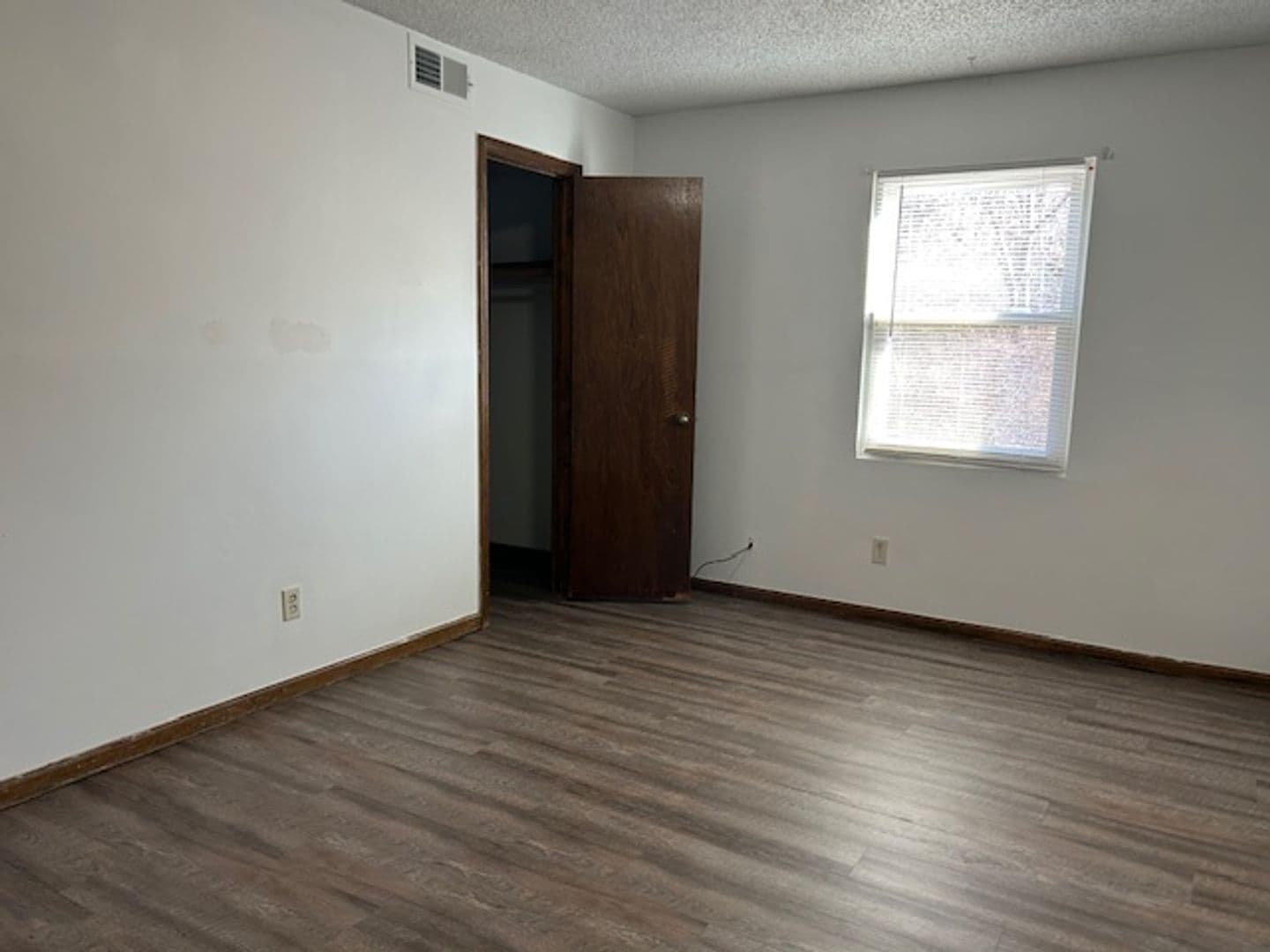 Raytown Townhome: 8307 Woodson Drive