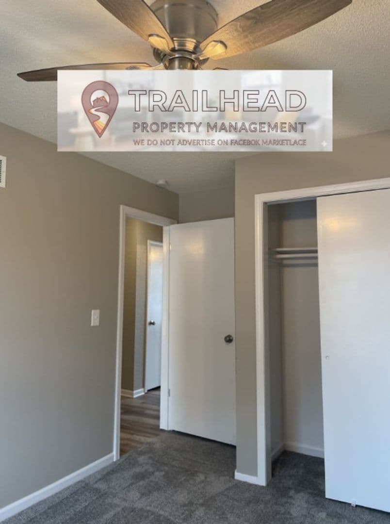 Ferrelview Townhome: 219 N Garrison Ave