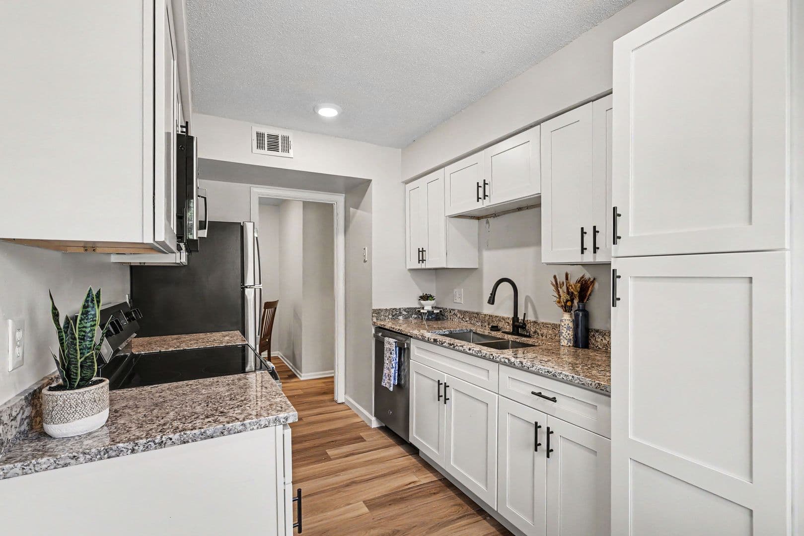 Overland Park Apartment: 8441 Robinson Street
