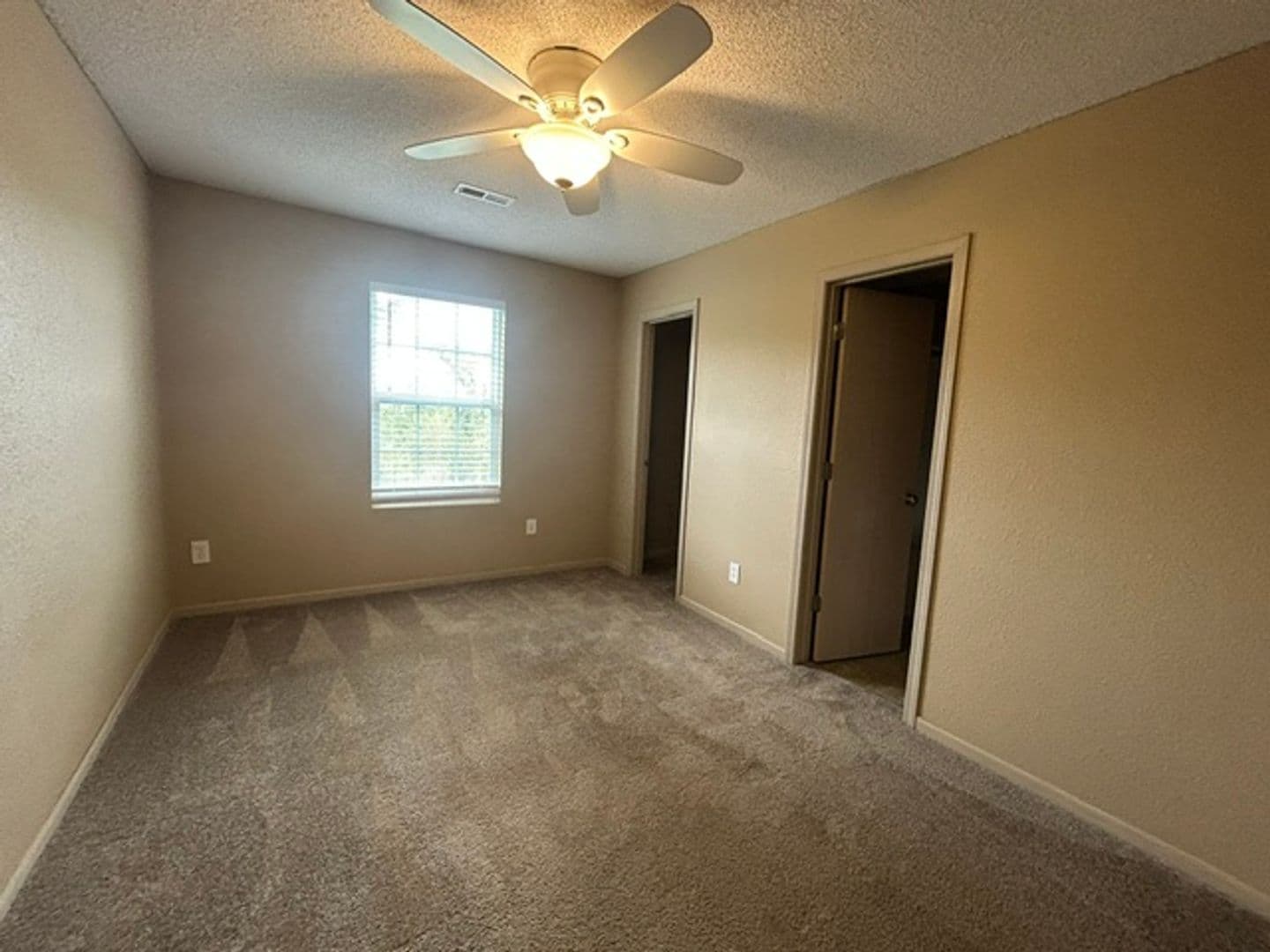 Platte City Townhome: 15437 NW 123th St