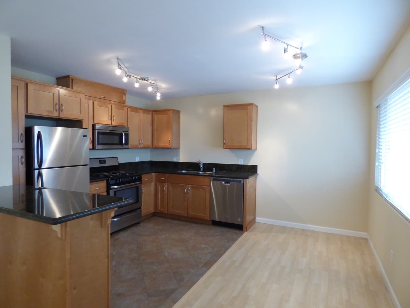 San Diego Apartment: 4458-64.5 Louisiana St.