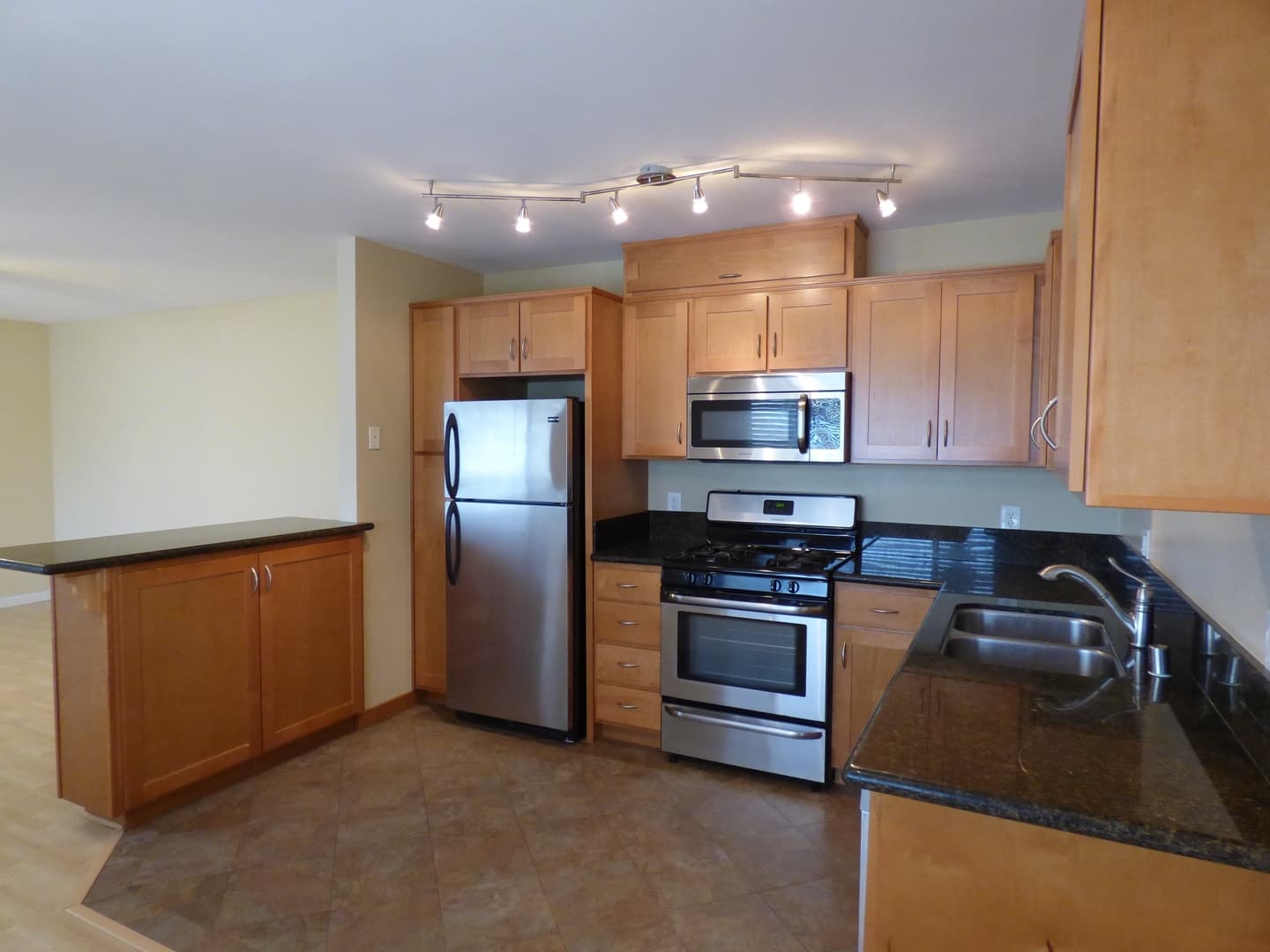 San Diego Apartment: 4458-64.5 Louisiana St.