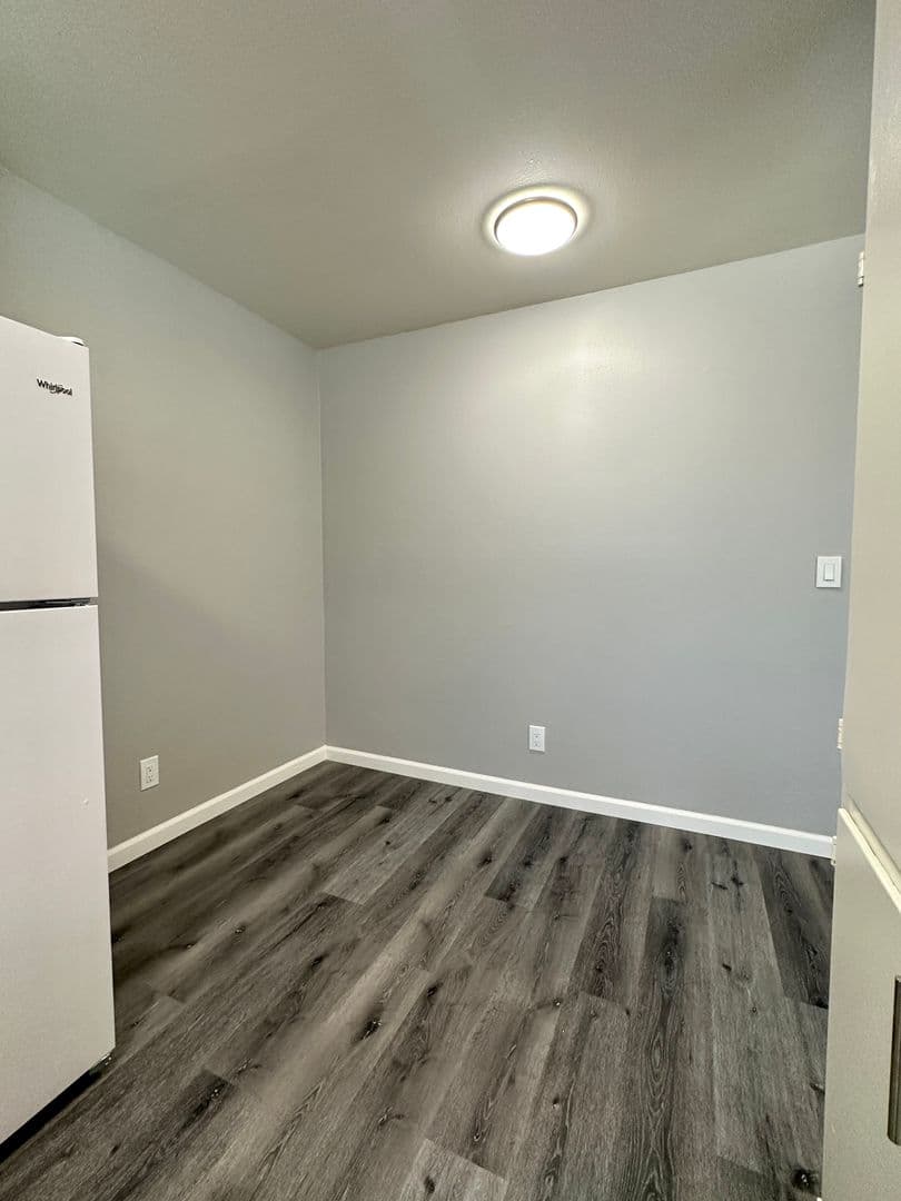 El Cajon Apartment: 798 McClure St.