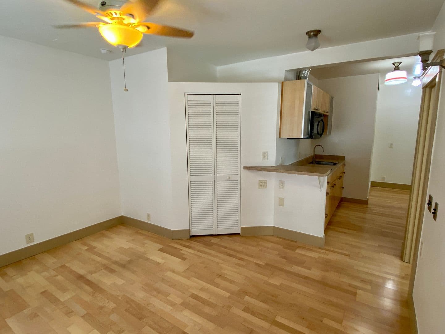 San Diego Apartment: 1927 - 1929 4th Ave.