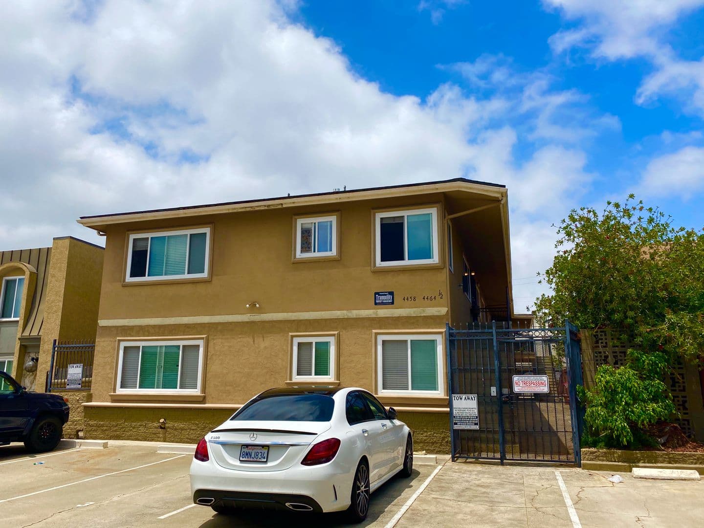 San Diego Apartment: 4458-64.5 Louisiana St.