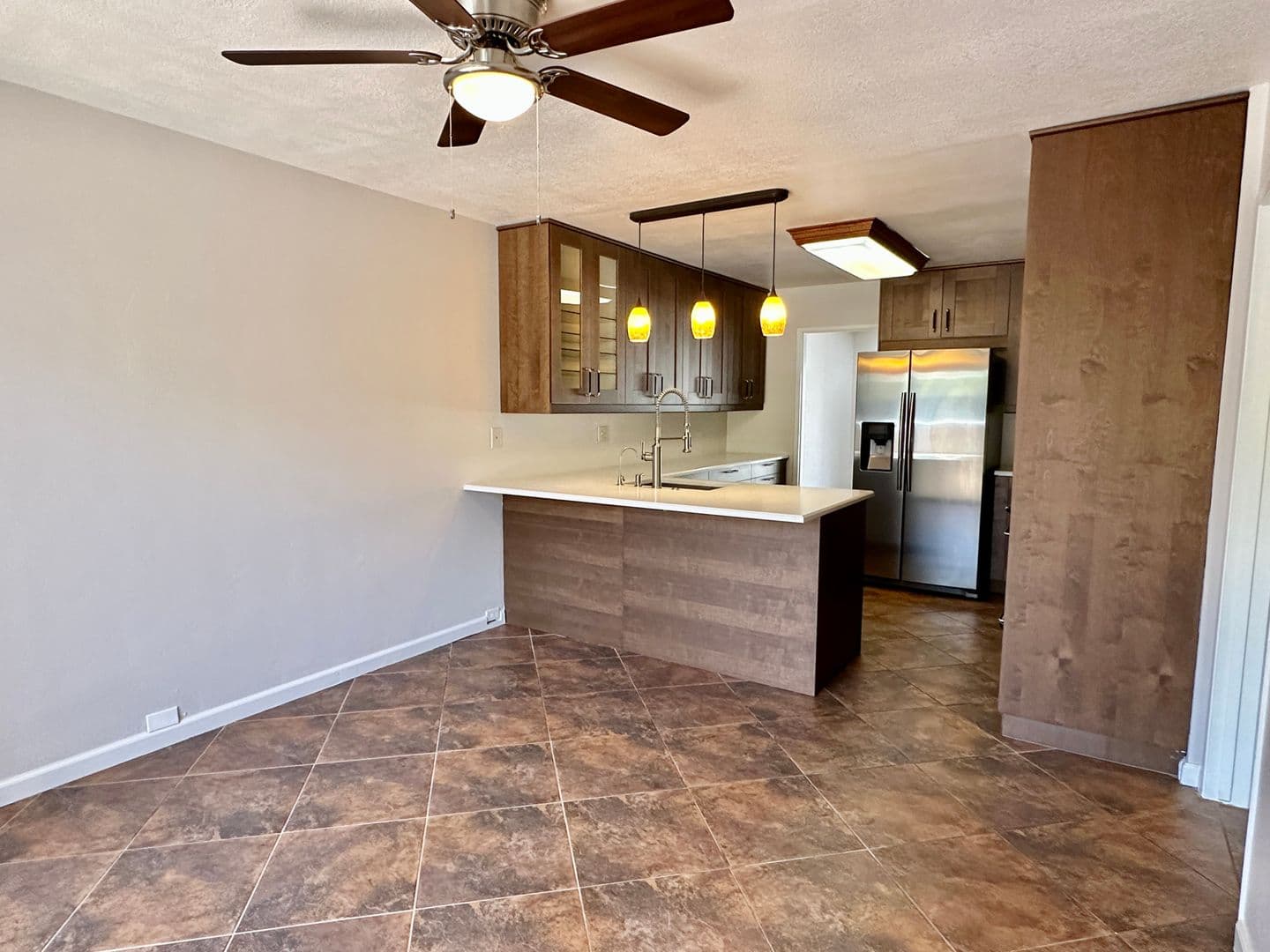 San Diego Townhome: 3266 Loma Riviera