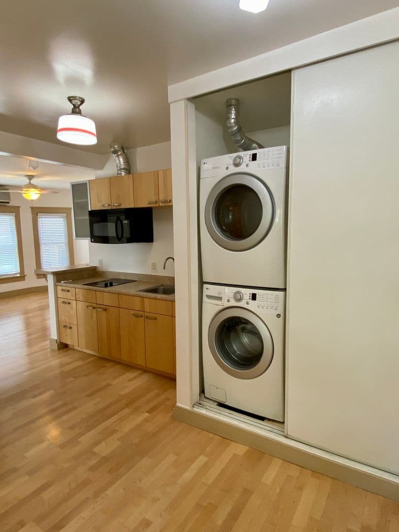 San Diego Apartment: 1927 - 1929 4th Ave.