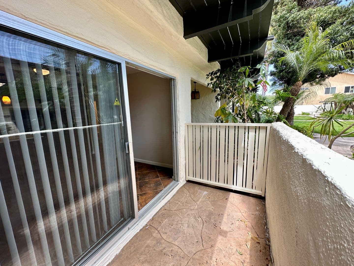 San Diego Townhome: 3266 Loma Riviera