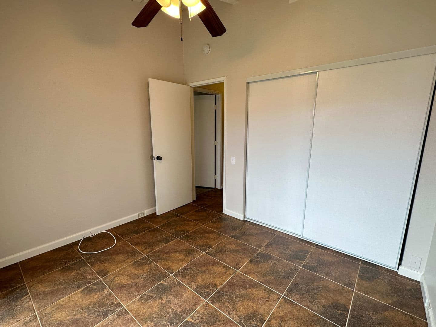 San Diego Townhome: 3266 Loma Riviera