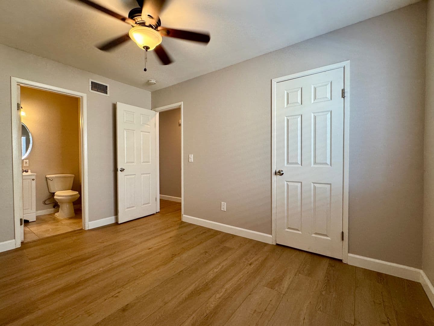 San Diego House: 1088 Carlsbad Street