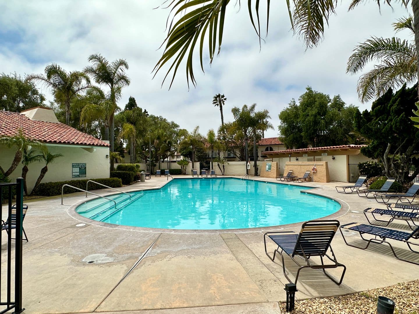 San Diego Townhome: 3266 Loma Riviera
