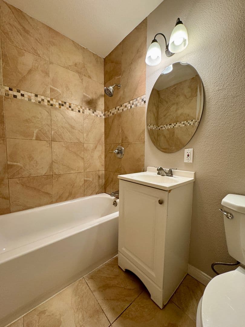 San Diego House: 1088 Carlsbad Street